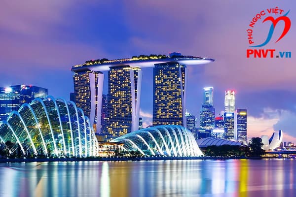 Xin miễn thị thực 5 năm cho Việt Kiều Singapore